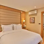 Ada Nisantasi Istanbul