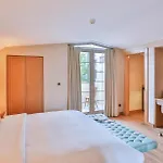 Ada Nisantasi Istanbul