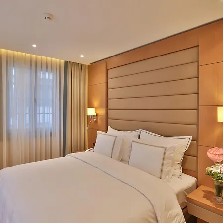 Ada Nisantasi Hotel 3*