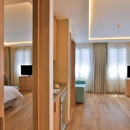 Hotel Ada Nisantasi 3*